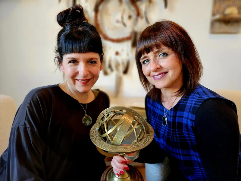 Katrin und Swetlana - Astrologie